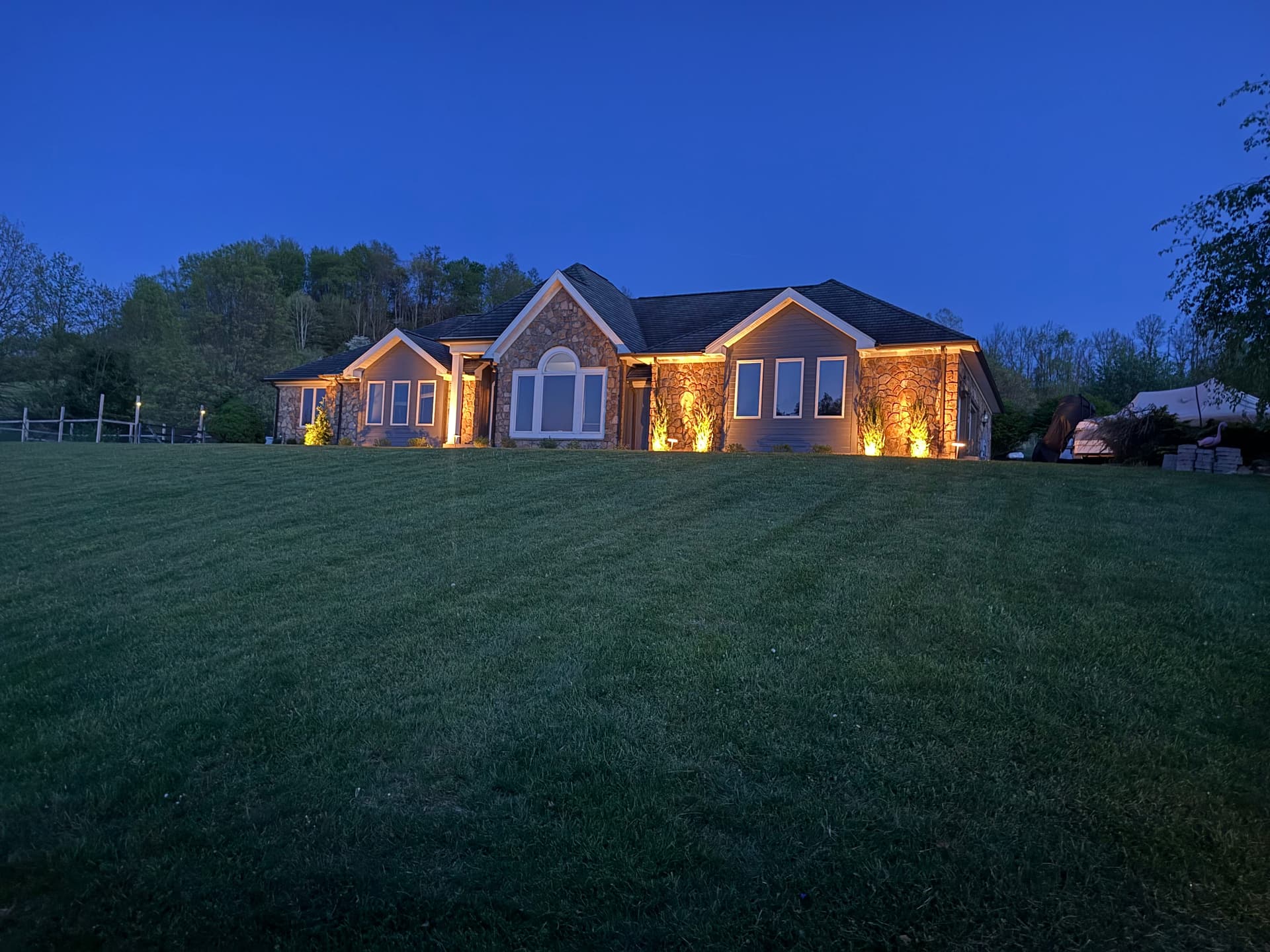 Gallery photos for Outdoor Lighting Installation That Changes Everything After Dark in Mnt Clare: Image #1