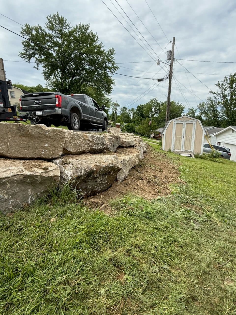 Stunning Boulder Wall in Fairmont Landscape image